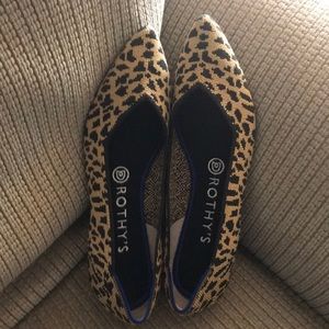 Rothys Leopard Print never worn!
